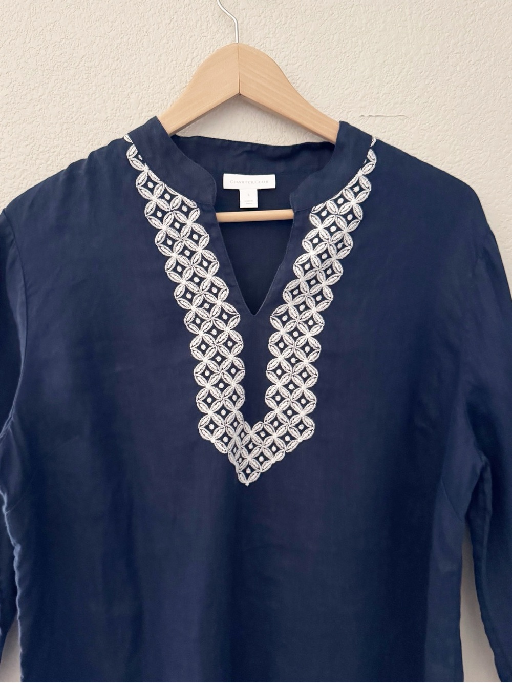 Charter Club 100% Linen Embroidered Tunic Top Large Blue Coastal Vacation Resort - Picture 3 of 10